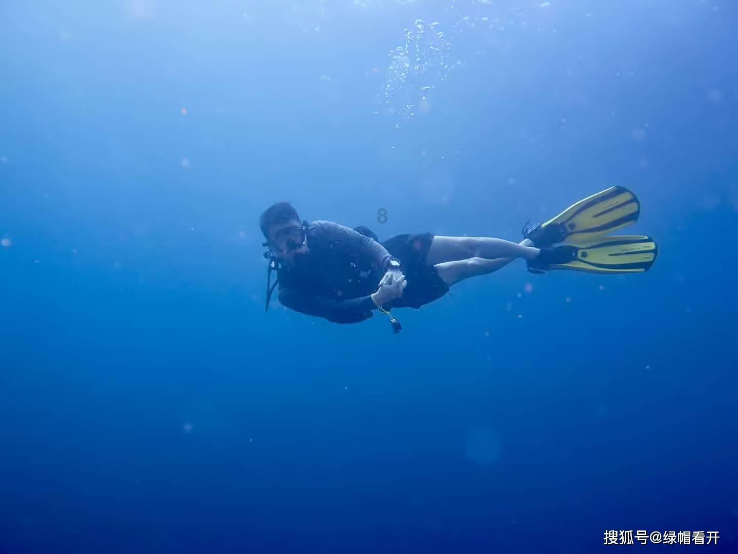 逃离遗弃的建筑4